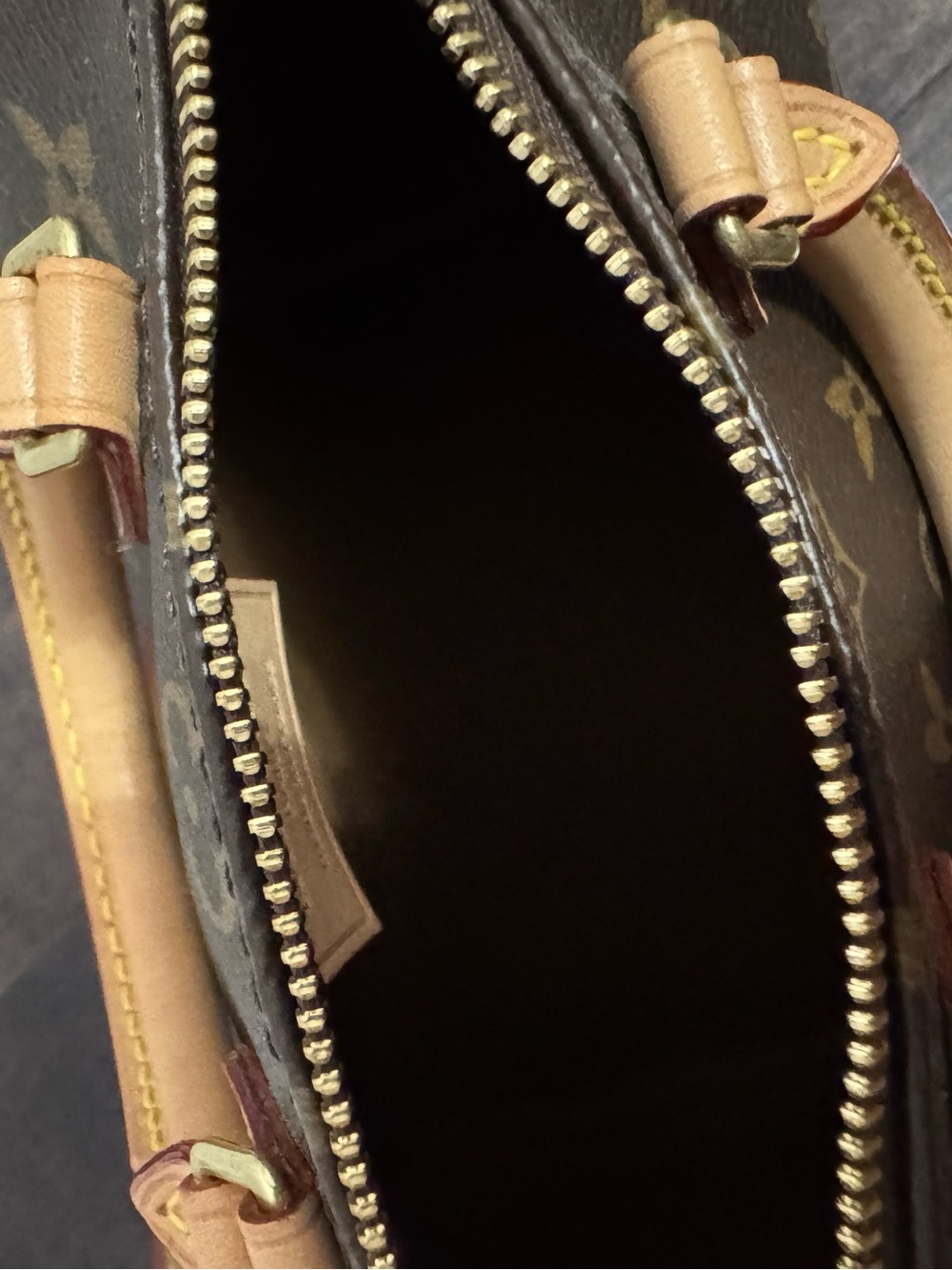 Auth LOUIS VUITTON LV Nano Speedy Monogram Bag *Original Version* Gold Hardware - Picture 11 of 12